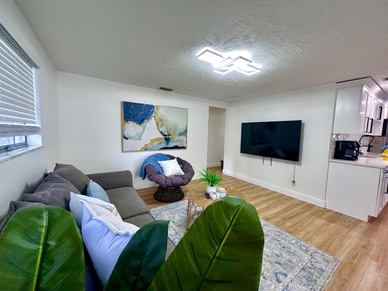 Beautiful And Relaxing 3 Bedrooms 2 Kings Beds Tampa Kültér fotó