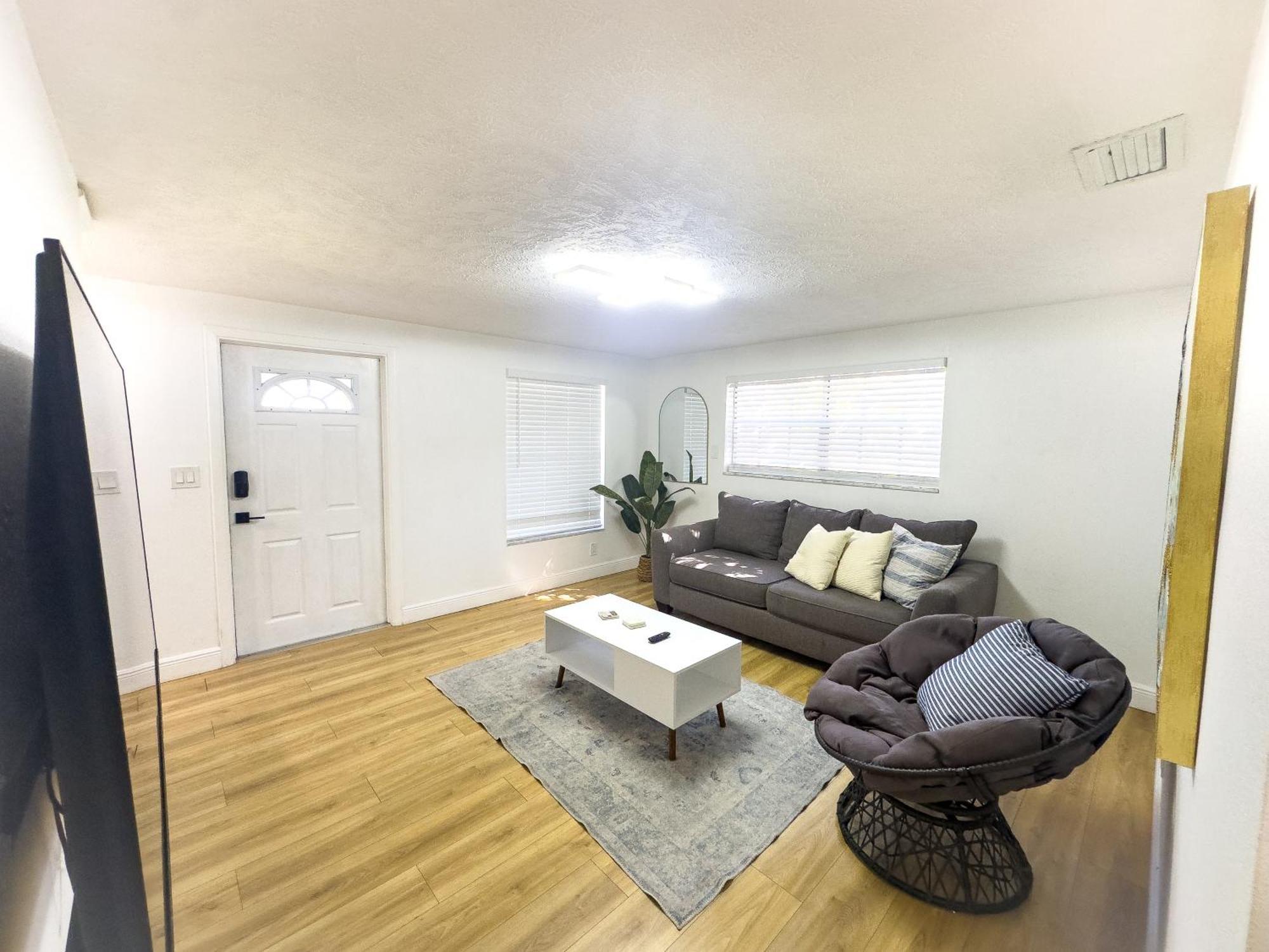 Beautiful And Relaxing 3 Bedrooms 2 Kings Beds Tampa Kültér fotó
